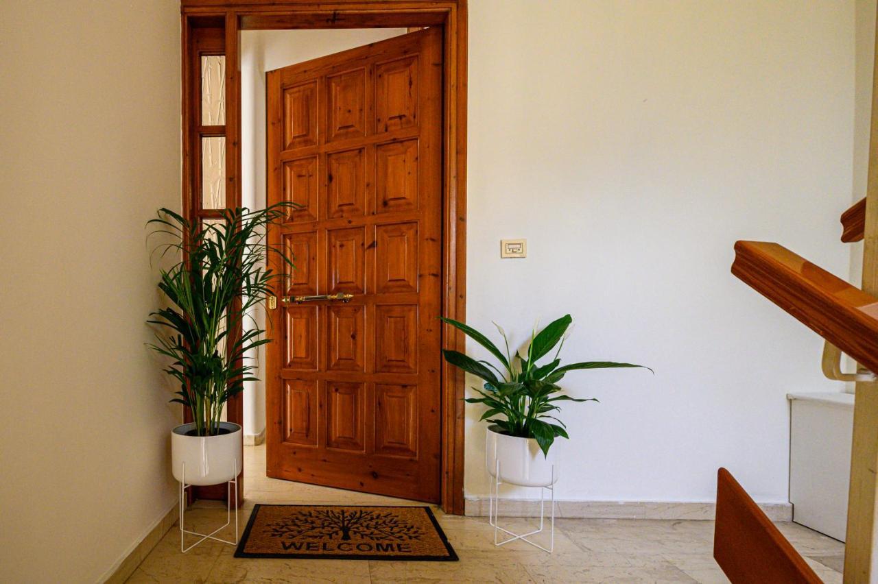 Oliva Apartment Каламата Екстер'єр фото