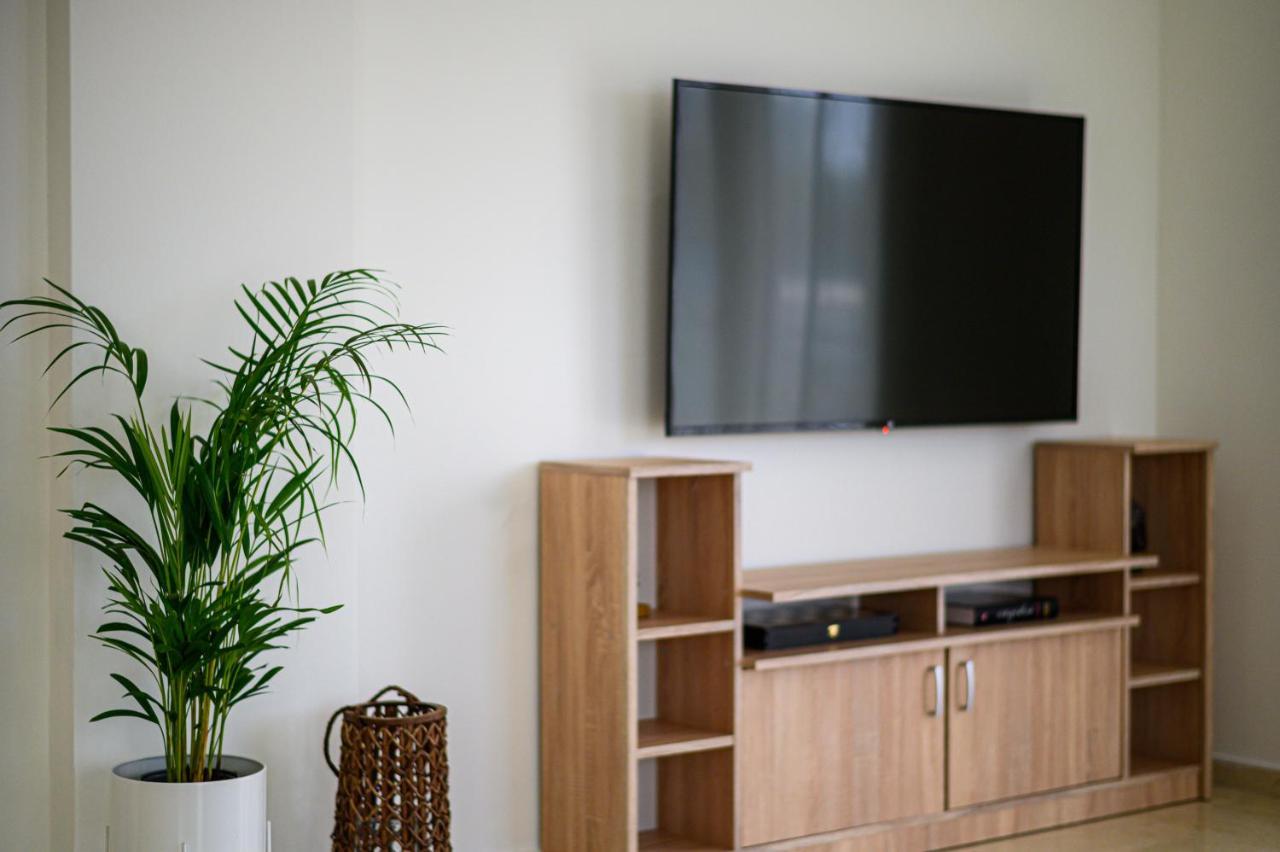 Oliva Apartment Каламата Екстер'єр фото