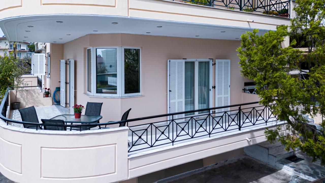Oliva Apartment Каламата Екстер'єр фото